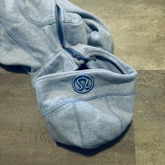 SOLD Lululemon Scuba Hoodie 4 - Picture 4 of 4